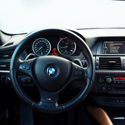 BMW X6 salona fotosesija